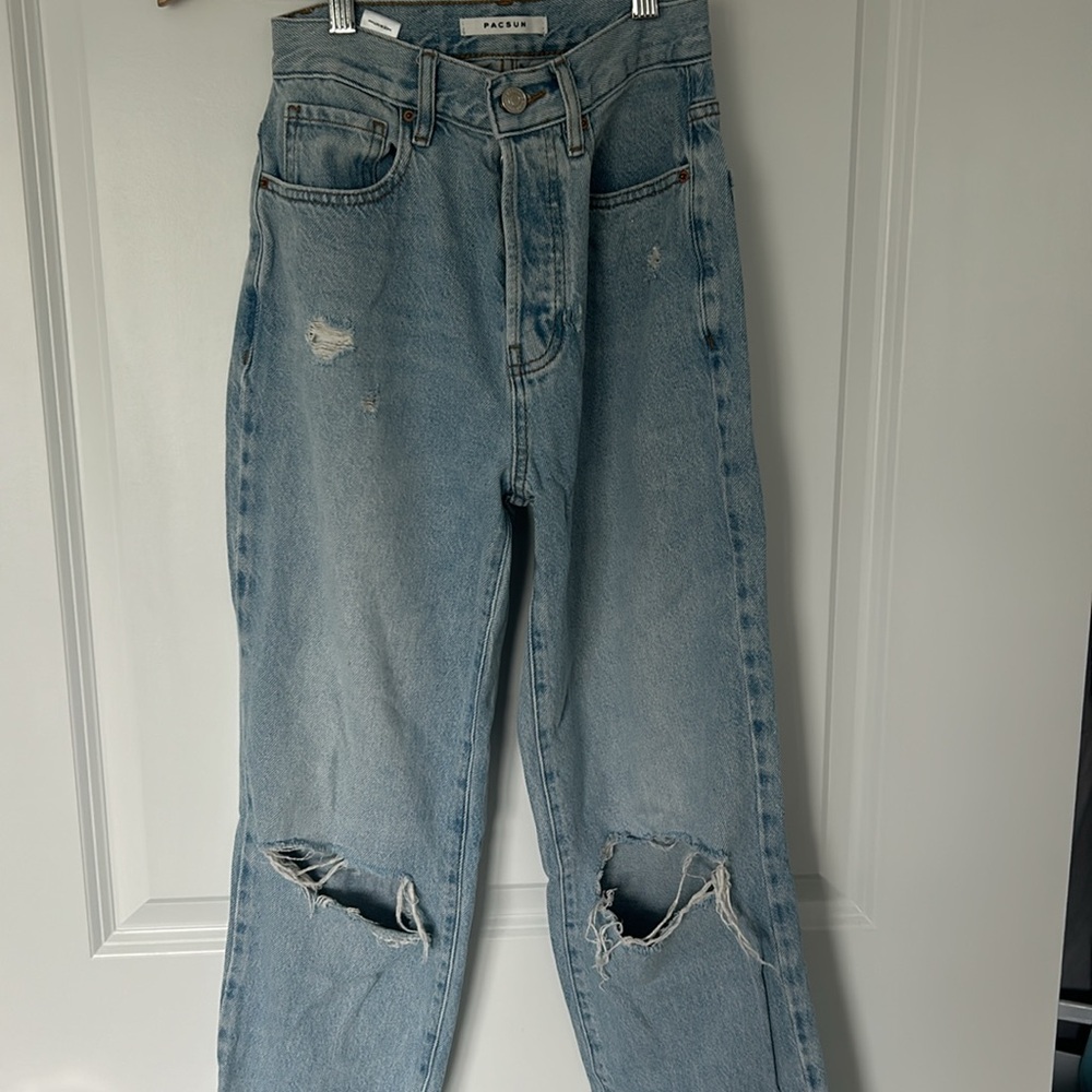 PacSun Ripped Knee Dad Jeans,size 24